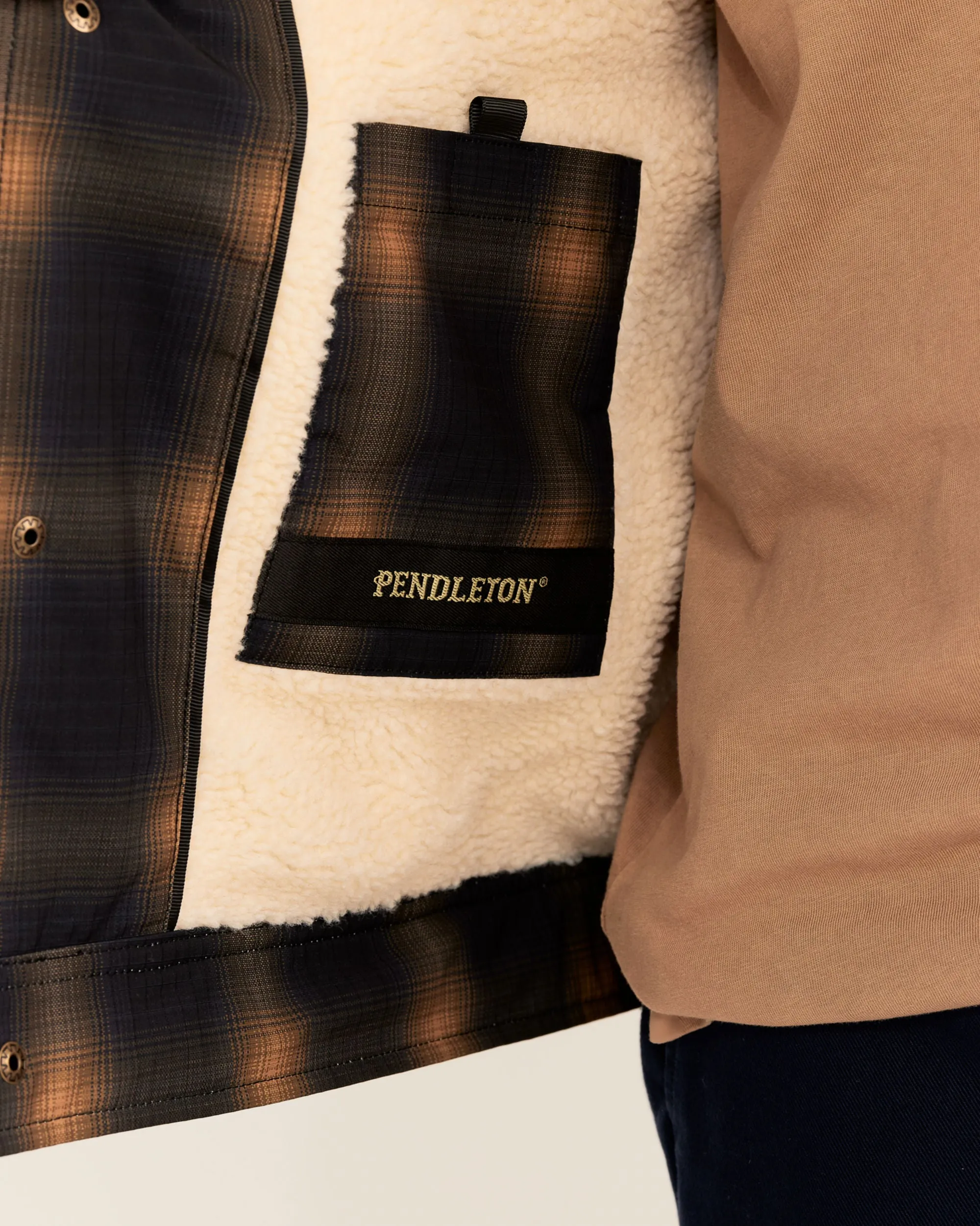 Men's Pendleton | Pedro Stadium Trucker Jacket | Navy Gold Plaid